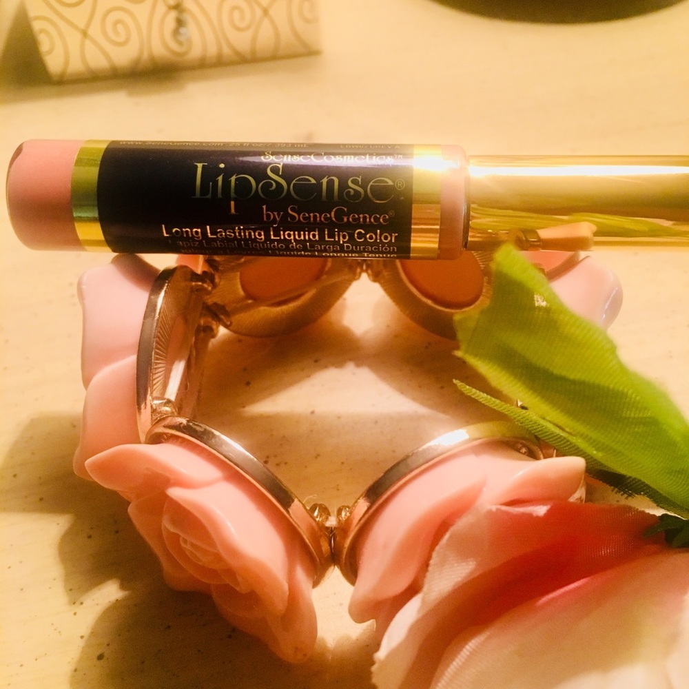 Lipsense Liquid Lipstick!